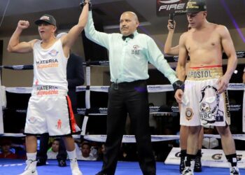 Alexis de la Cruz sorprende y derrota al “Alacrán” Ruiz