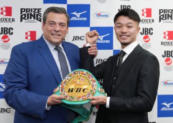 Junto Nakatani cumple sueño de niño