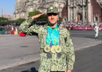 Osmar Olvera gana plata en Berlín