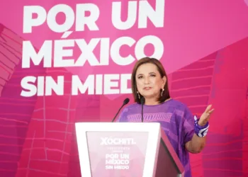 Propone Xóchitl Gálvez cerrar las refinerías de Cadereyta y Tampico