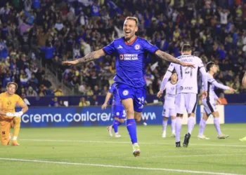 Cruz Azul se lleva el clásico joven amistoso