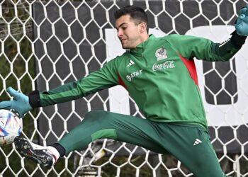 Julio González sigue sin rendirse en el Tri