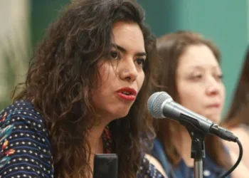 Del periodismo al sindicalismo, Adriana Urrea rompe con el modelo de los liderazgos tradicionales