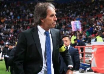 Almada ve una serie abierta