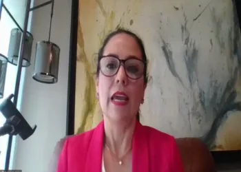 Anticipan “leve recesión” de inicio de sexenio