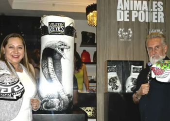 Inauguran galería de “guantes tatuados”