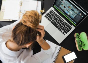 Redes sociales, detonadores de ansiedad, estrés y depresión