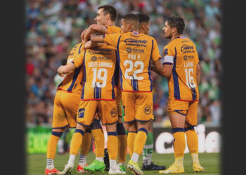 San Luis cierra el torneo con goleada 3-0 a Santos