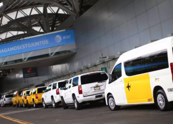 Permisionarios de taxis del AICM exigen investigar corruptelas