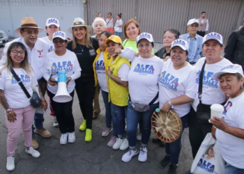 Alfa González llama a tlalpenses a refrendar apoyo a su proyecto