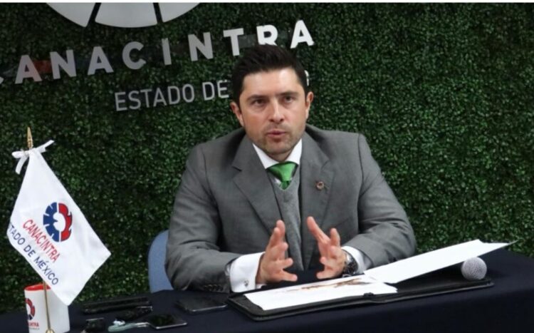 Los recientes apagones han provocado pérdidas de hasta el 30 por ciento de su ingreso diario a las medianas y pequeñas empresas, informó José Luis Urrutia Segura, presidente estatal de Canacintra. Foto: Gerardo Carmona/AMEXI