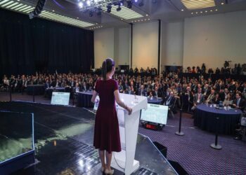 Claudia Sheinbaum pedirá a Ramírez de la O que se quede en Hacienda