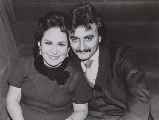 Carmen Salinas y su hijo Pedro Plascencia
