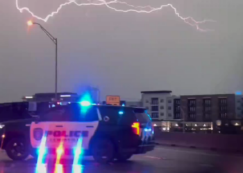 Tormentas en Texas dejan sin luz a 650 mil usuarios