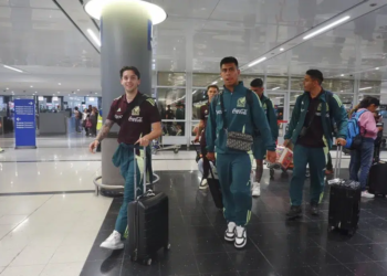 Nueva selección de Lozano y su primer examen