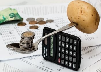 Inflación repunta a 4.65% en abril por alza en frutas y verduras