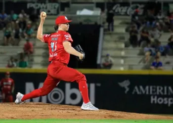 Inician Diablos con un triunfo de 8-4 sobre Tigres