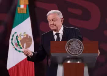 Critica AMLO aplazamiento de sentencia contra Genaro García Luna