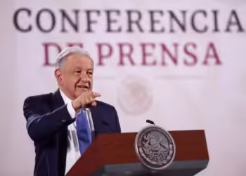 ¿No que no? AMLO dicta línea a Sheinbaum