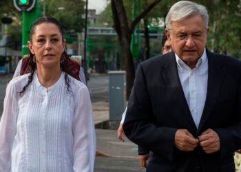 AMLO pide a gobernadores morenistas cerrar filas con Sheinbaum
