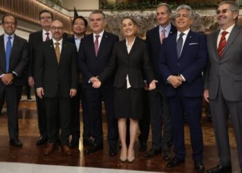 Pide CCE a Sheinbaum diálogo; no habrá autoritarismo, responde