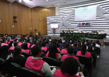 El INE se declara listo para comicios en medio de violencia y división del país