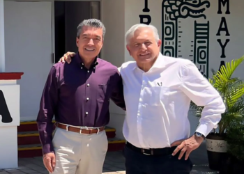 Rutilio Escandón acompañó a López Obrador en reunión de evaluación del Tren Maya, en Palenque