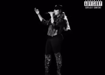 Sale a la luz una nueva versión de “Ovarios” de Jenni Rivera
