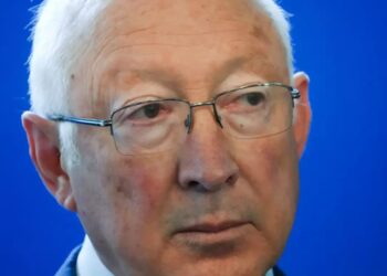 Miles de familias permanecerán unidas en EU con el plan migratorio: Ken Salazar
