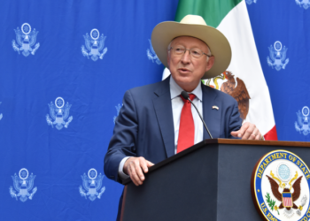Por inseguridad y secuestros se suspende envío de aguacate a EU: Salazar