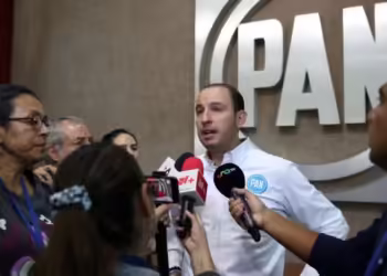 Debe reconsiderar gobierno reforma que afecta Estado de Derecho: PAN