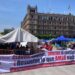 Maestros de la CNTE llegan al Zócalo para reunión con AMLO