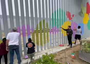 Continúan las Actividades del Mural de la Hermandad en el Muro Fronterizo 