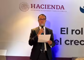 Secretario de Hacienda sostiene reunión “normal” con inversionistas en Londres