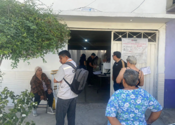 Hasta enfiestados llegan a votar los mexicanos; juntos por la democracia señalan