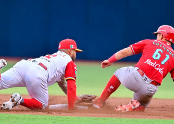 Completan Diablos barrida sobre Guerreros, 9-4