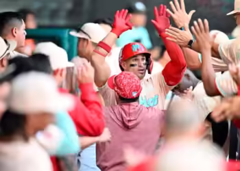 Intratables, Diablos superan 11-5 a Olmecas