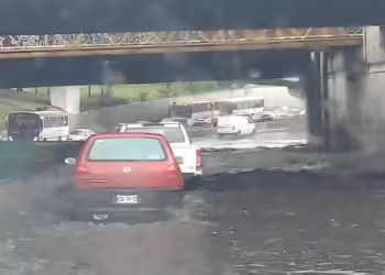 Cae en Toluca la lluvia más copiosa del año: 16.4 litros de lluvia por metro cuadrado