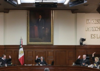 Jueces, magistrados y ministros serán auténticos servidores de la nación, opina López Obrador