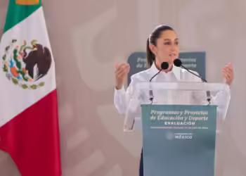 La educación es un derecho del pueblo de México: Sheinbaum