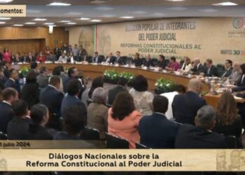 Proponen valorar a jueces y magistrados, en Diálogos nacionales sobre la reforma constitucional al Poder Judicial.
