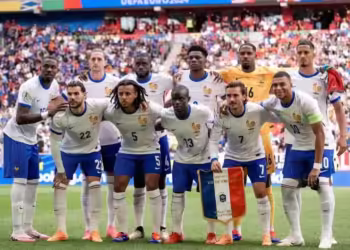 Sin gol avanza Francia en Eurocopa