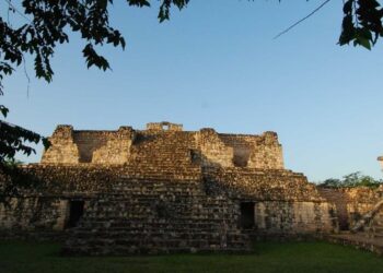 Reabren zonas arqueológicas de Campeche y Quintana Roo, tras paso de Beryl