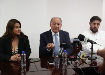 Presiona Morena e impulsa en comisiones paquete de reformas, incluida la judicial