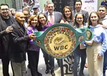 Gobernadora de Tlaxcala apoya con todo al boxeo