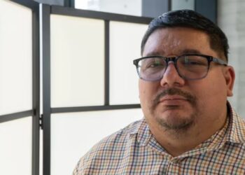 Denuncian persecución y amenazas de hombres armados contra el padre Filiberto Velázquez