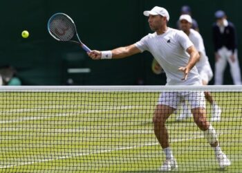 Santiago González es eliminado en dobles de Wimbledon