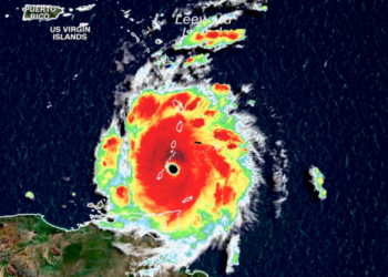 Avanza huracán Beryl sin freno hacia las islas de Barlovento