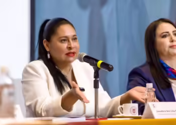 Senado consigue revocar suspensión provisional dictada por juez Rodrigo de la Peza​