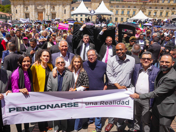 AMEXI/Foto: @petrogustavo